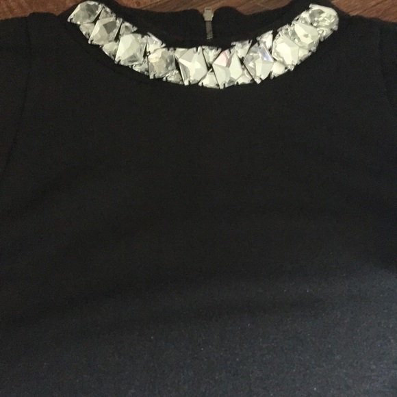 Statement top - Picture 5 of 6